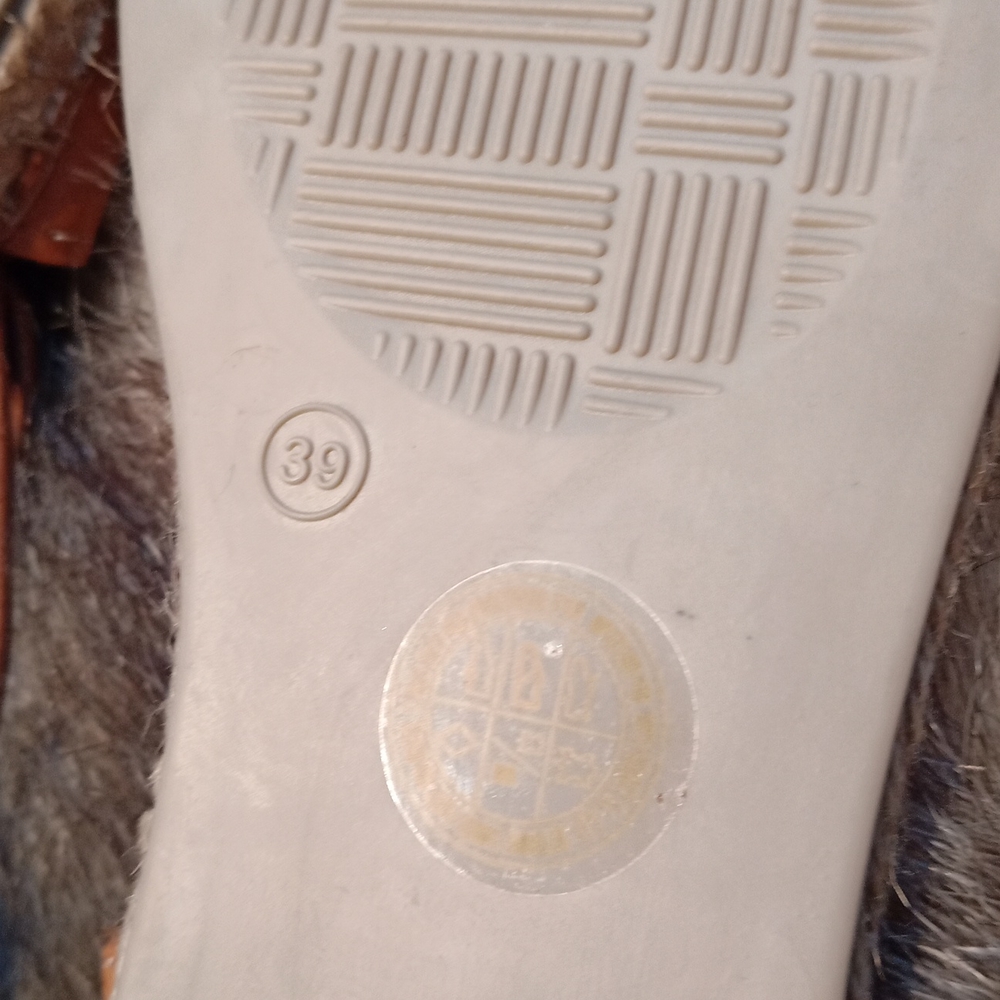 Leather espadrilles - Picture 6 of 16